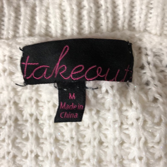 Super cute! Cream cardigan w/3 buttons. 3/4 sleeve - Picture 3 of 3